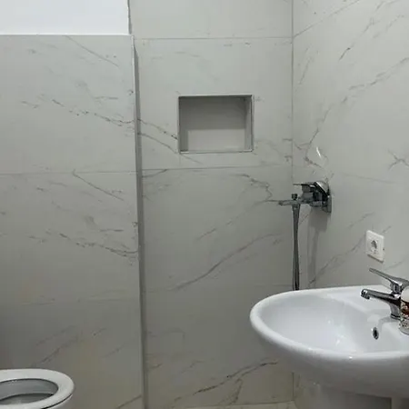 Appartement 2friends Shengjin *